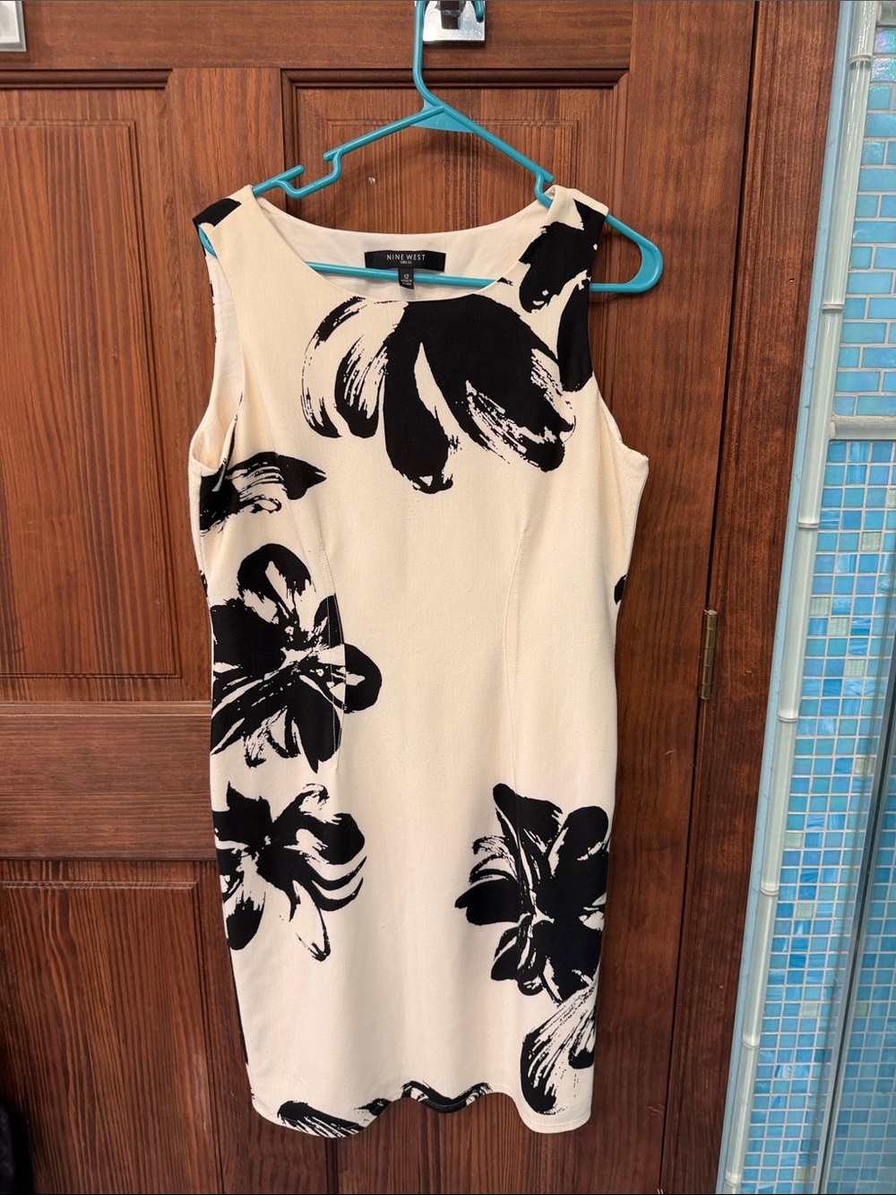 Nine West Cream and Black Floral Sheath Dress